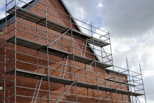 Renovering af facade på murstenshus